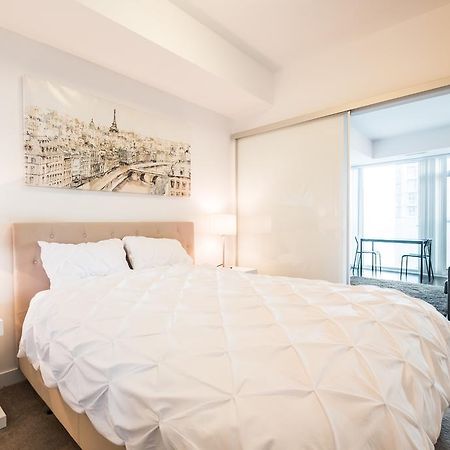 Downtown Luxury Lakeview Condo Торонто Экстерьер фото